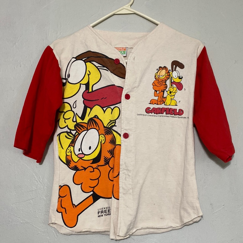 Garfield kids size medium vintage shirt from 90s